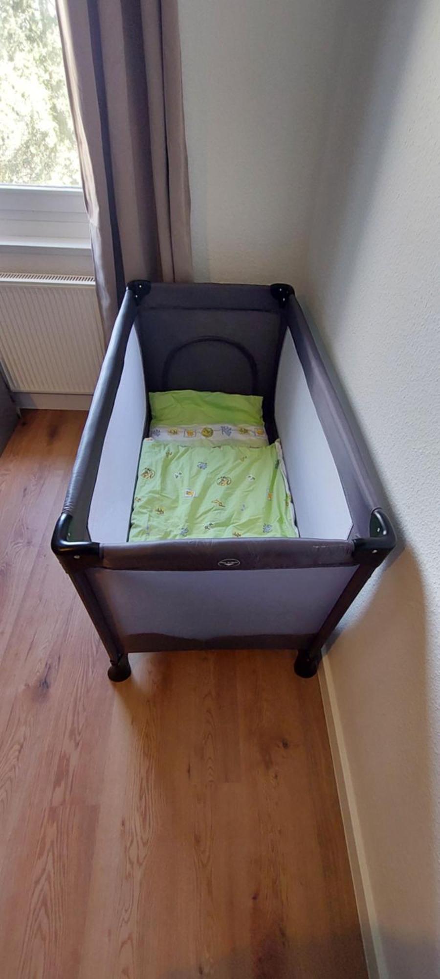 Charlie , Solingen Mitte, Ferien/Messe Wohnung Fuer Bis Zu 5 Personen Exterior photo